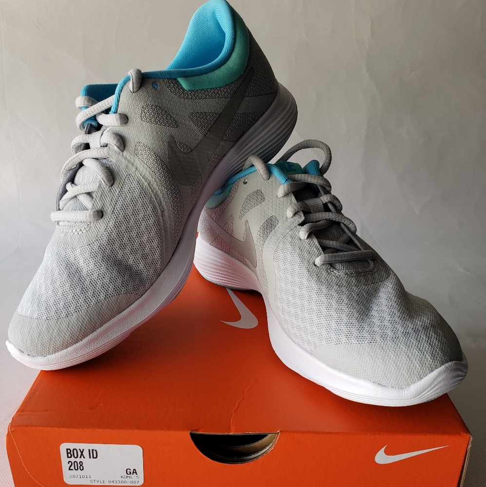 Nike